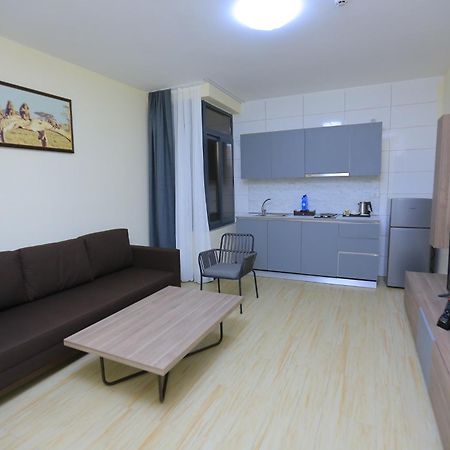 Triple E Hotel And Spa 아디스아바바 외부 사진