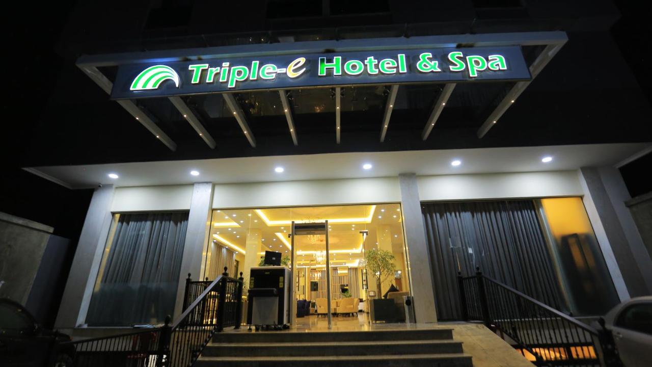 Triple E Hotel And Spa 아디스아바바 외부 사진